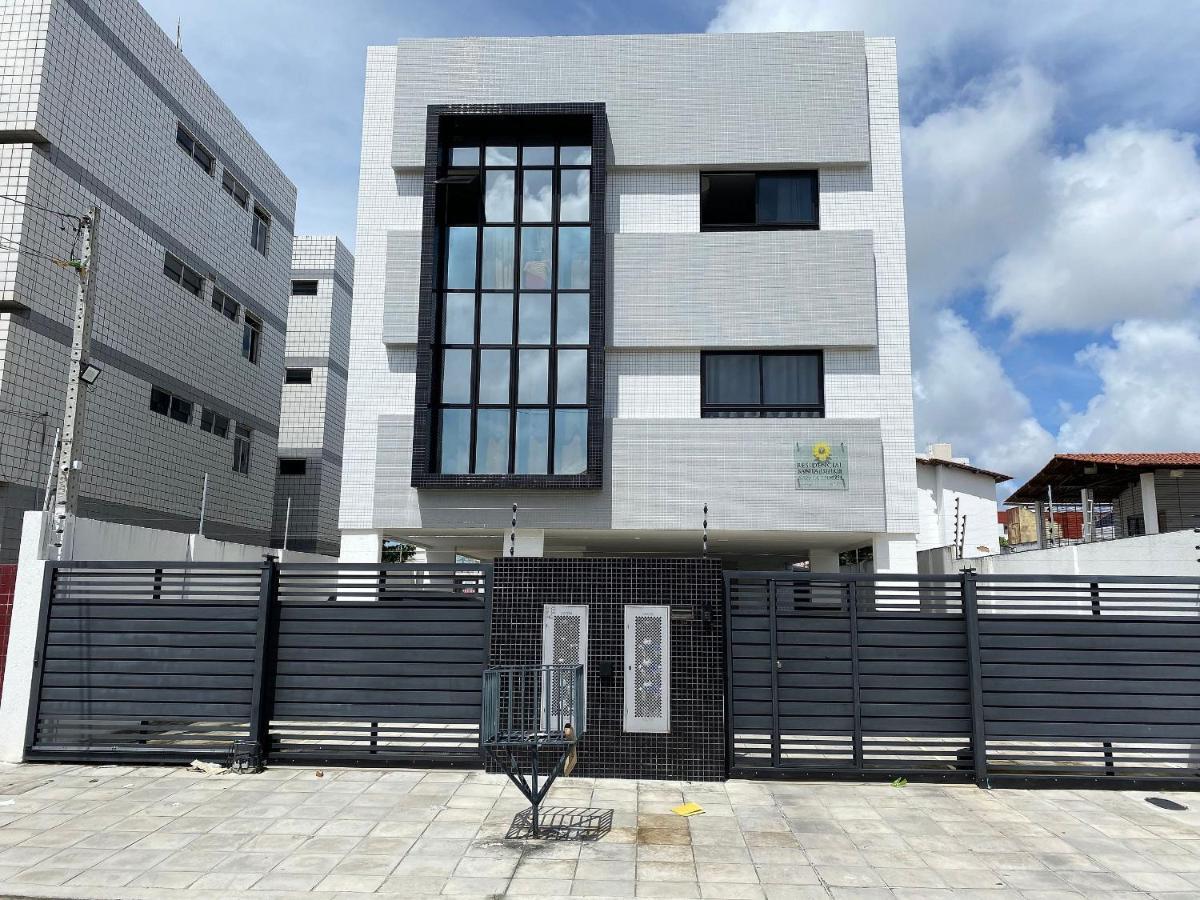 Bela Hospedagem - Apt C/02 Quartos, Wifi, A Apenas 250M Da Praia Do Bessa Joao Pessoa Luaran gambar